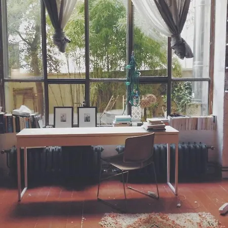 Warm And Cosy Loft In With A Private Outdoor *