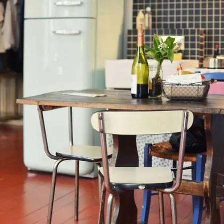 Warm And Cosy Loft In With A Private Outdoor 아파트
